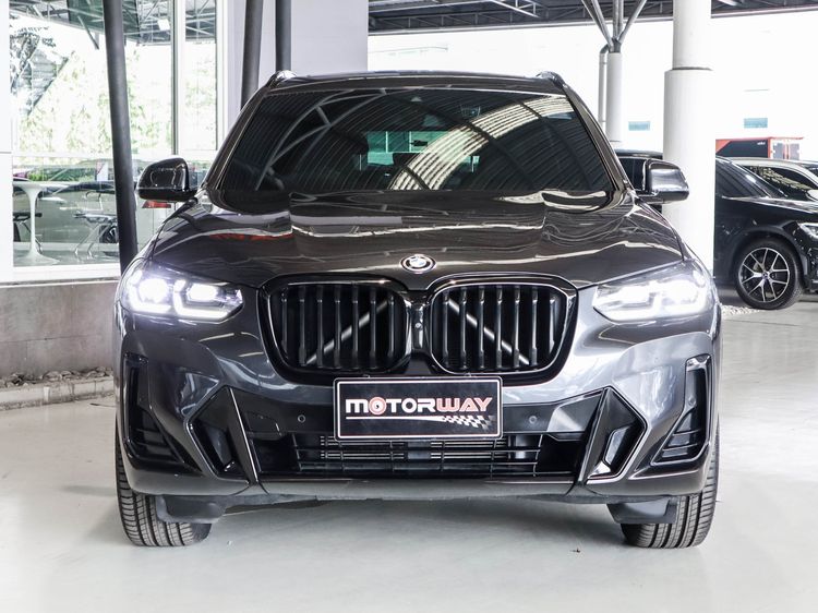 BMW X3 2023 2.0 xDrive30e M Sport 4WD Utility-car ปลั๊กอินไฮบริด (PHEV) เกียร์อัตโนมัติ เทา รูปที่ 3
