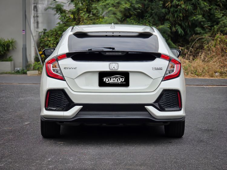 Honda Civic 2017 1.5 Turbo Sedan เบนซิน ไม่ติดแก๊ส เกียร์อัตโนมัติ ขาว รูปที่ 4