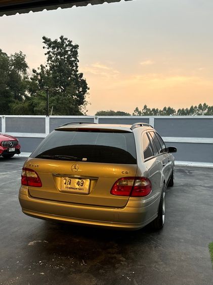 Mercedes-Benz E-Class 2005 E220 CDI Van ดีเซล เกียร์อัตโนมัติ บรอนซ์ทอง รูปที่ 4