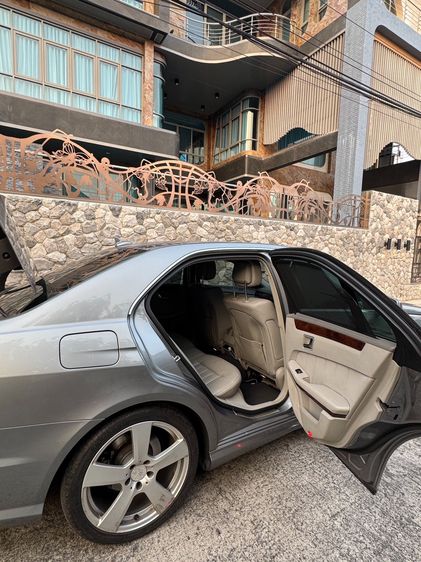 Mercedes-Benz E-Class 2012 E250 CDI Sedan ดีเซล ไม่ติดแก๊ส เกียร์อัตโนมัติ เทา รูปที่ 2