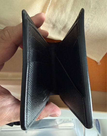 กระเป๋าเงิน หลุยส์ วิตตอง (Louis Vuitton) แท้  รูปที่ 8