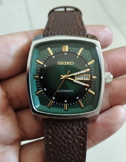 Seiko Tank 7s26