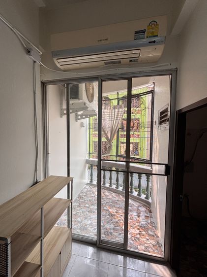 อื่นๆ ไม่อนุญาต มีบางส่วน สร้างเสร็จก่อน 2010 คอนโดพรทวีวัฒน์ อาคารเอ รูปที่ 3