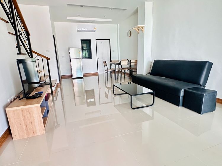 ตกแต่งครบ ว่าง10มีนาคม2569 บ้านเช่า โซนPrivate บ้านอรินสิริ คันทรี่ ฮิลล์ ถนนเลี่ยงหนองมน บางแสนชลบุรี รูปที่ 3
