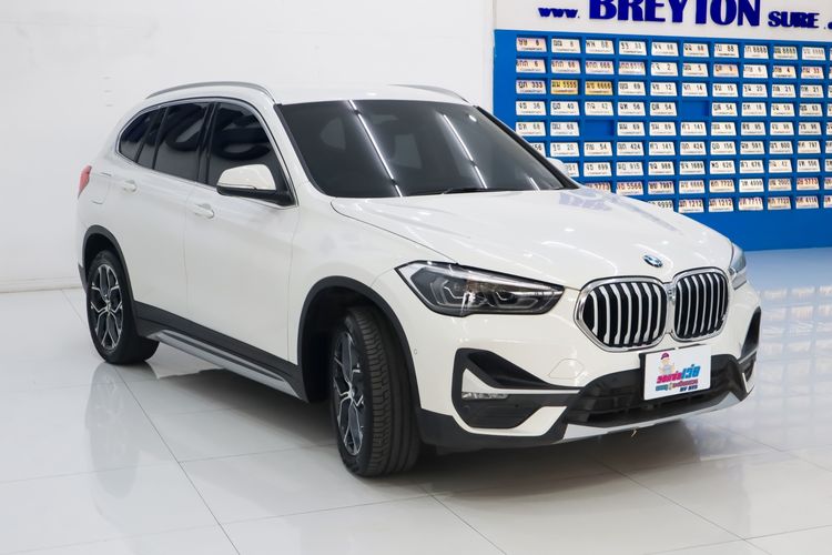 BMW X1 2021 2.0 sDrive20d xLine Utility-car ดีเซล ไม่ติดแก๊ส เกียร์อัตโนมัติ ขาว รูปที่ 3