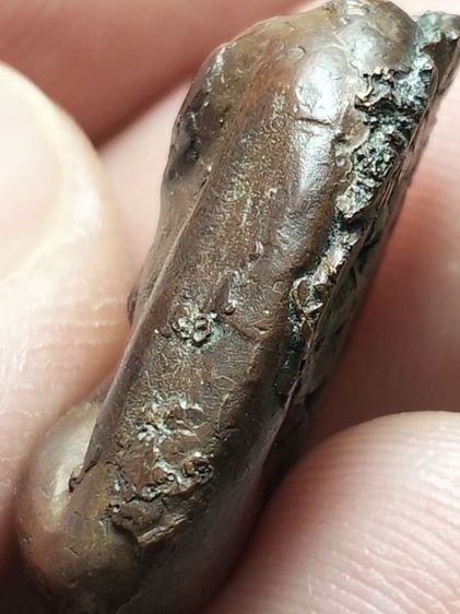 พระรูปหล่อเนื้อโลหะครับ รูปที่ 6