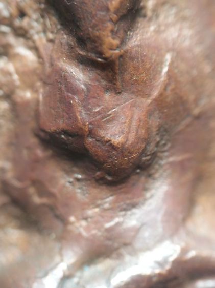 พระรูปหล่อเนื้อโลหะครับ รูปที่ 12