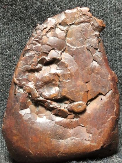 พระรูปหล่อเนื้อโลหะครับ รูปที่ 2