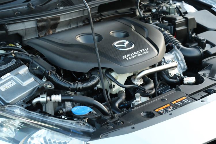 Mazda Mazda 2 2015 1.5 XD Sports High Sedan ดีเซล ไม่ติดแก๊ส เกียร์อัตโนมัติ เทา รูปที่ 4