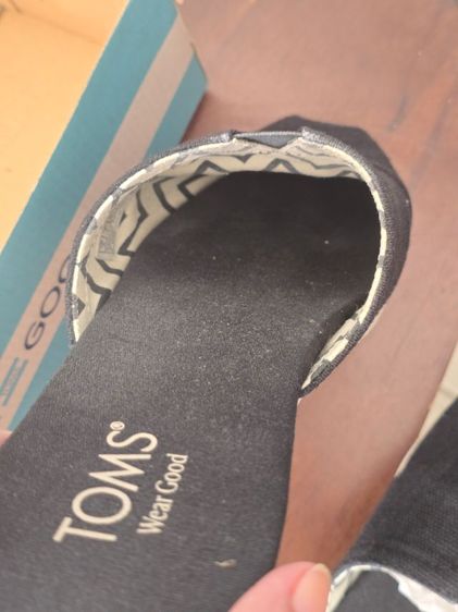 รองเท้าtoms รูปที่ 3