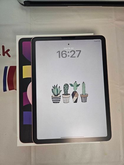 ipad Air 4 256GB WIFI แถม Apple Pencil 2  และ Airpod 2 สภาพดีมากๆทุกตัว