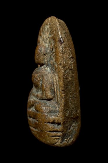 พระคงลำพูน รูปที่ 3