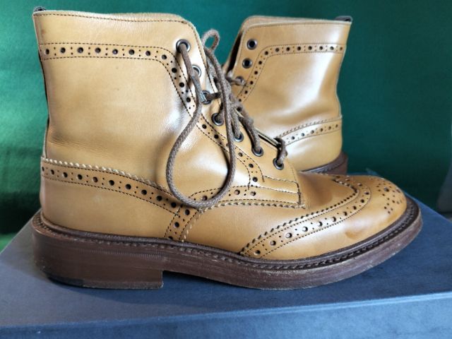 ขอขายรองเท้าบูทหนังแท้ยี่ห้อ Triker's of England.made in England ไซส์ 6.5 พร้อมกล่องถุงผ้า 2 ใบและผ้าเช็ดร้องเท้าแท้เดิมๆสภาพใช้น้อย รูปที่ 9