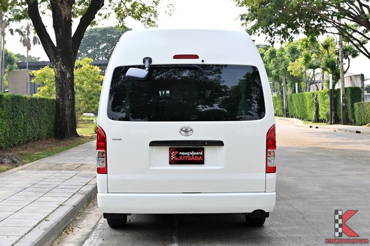 Toyota Commuter 2018 3.0 Van ดีเซล ไม่ติดแก๊ส เกียร์อัตโนมัติ ขาว รูปที่ 4
