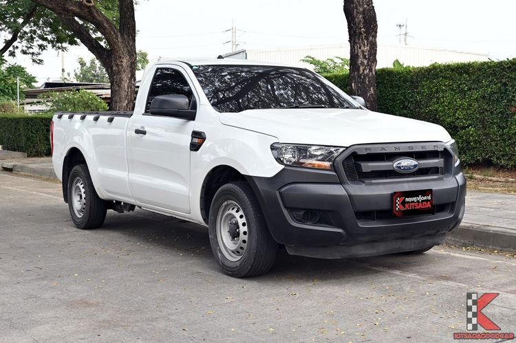 รถ Ford Ranger 2.2 Standard XL สี ขาว