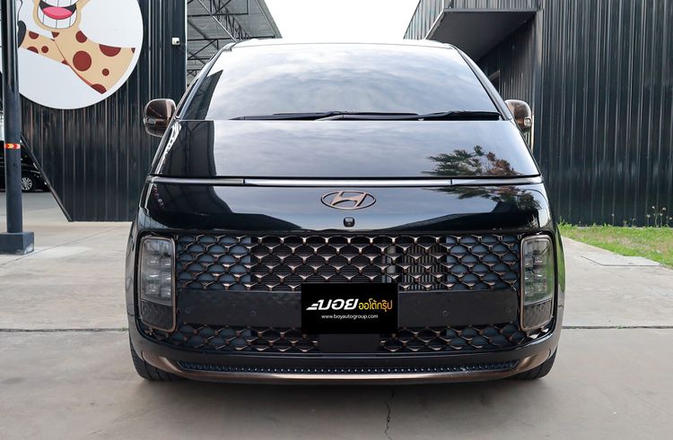Hyundai Staria 2022 PREMIUM 2.2 Utility-car ดีเซล ไม่ติดแก๊ส เกียร์อัตโนมัติ ดำ รูปที่ 2