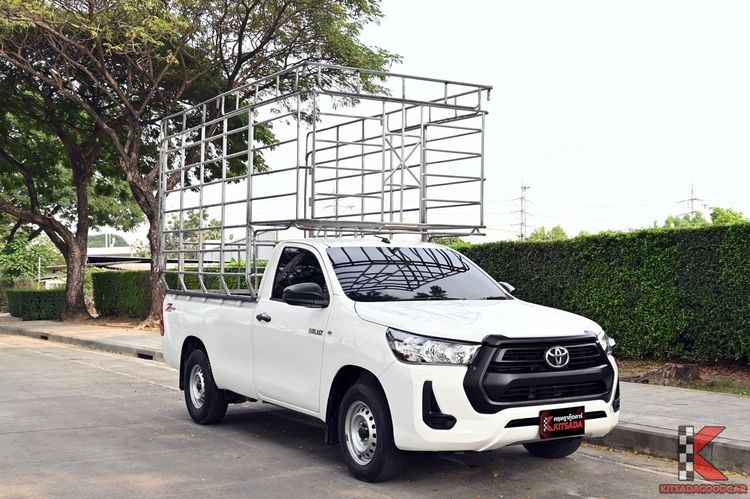 รถ Toyota Hilux Revo 2.4 Entry สี ขาว