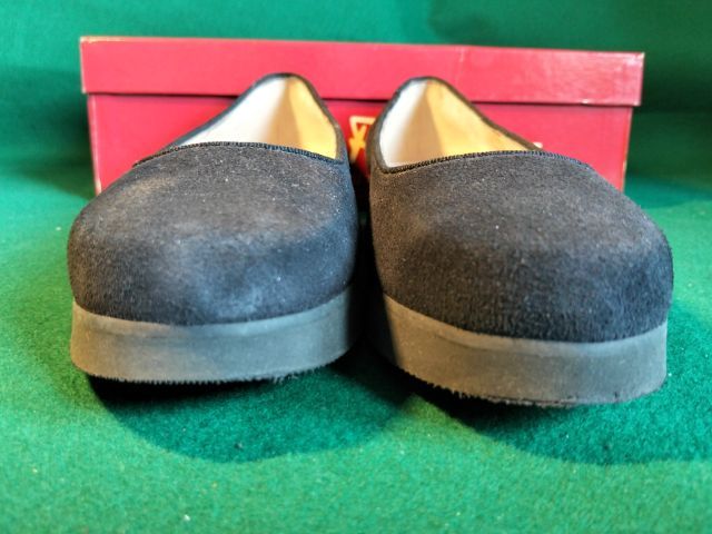 ขอขายรองเท้าหญิง slip on The' Suede calf แบรนด์ Salvatore ferragamo รุ่น Fruit made in Italy.แท้ไซส์ 5.5 วัดข้างในได้ 9นิ้ว. รูปที่ 8