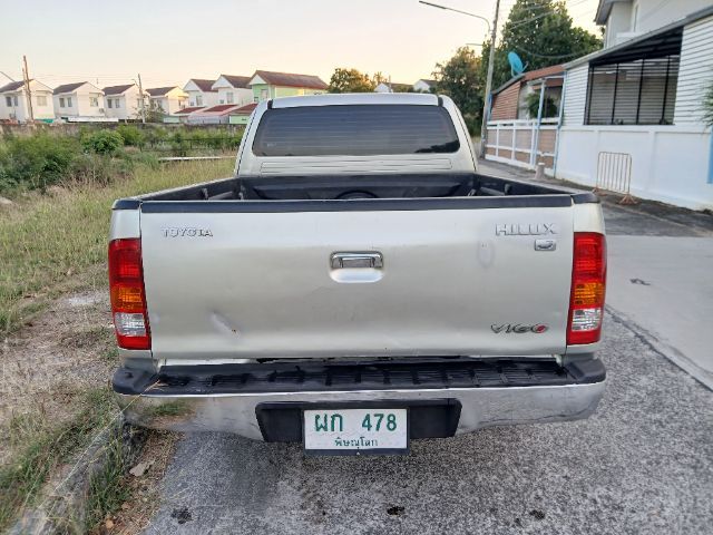 Toyota Hilux Vigo 2011 2.7 Pickup เบนซิน LPG เกียร์ธรรมดา เทา รูปที่ 3