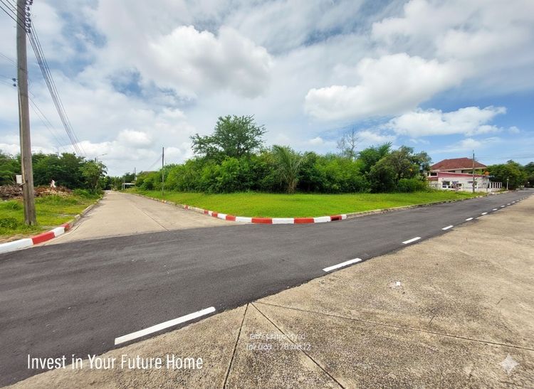 ขายด่วนที่ดินเปล่า ทำเลดี แปลงมุมสวย ในหมู่บ้านมัณฑนา ศรีนครินทร์ (Manthana Srinakarin)  ถ.ศรีนครินทร์ จังหวัดสมุทรปราการ รูปที่ 4