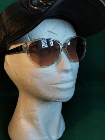 ขอขายแว่นตากันแดดหญิงแบรนด์ Guess รุ่น GU7159 ขนาด 57-14-135 มม.แท้ผลิตในจีน สภาพสวยตามภาพกระจกสีชาก้านกระสีน้ำตาล. รูปที่ 5