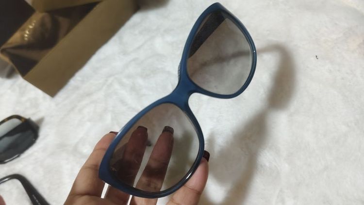 ​หัวข้อ: Coach Kendall (HC 8017) แว่นกันแดดทรงสวย ถนอมสายตา รูปที่ 3