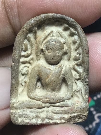 พระซุ้มกอเก่าๆ