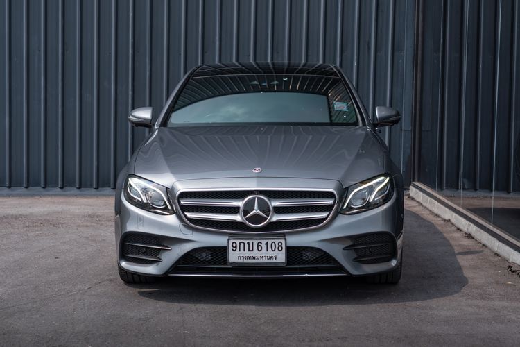 Mercedes-Benz E-Class 2020 E300e Sedan ปลั๊กอินไฮบริด (PHEV) ไม่ติดแก๊ส เกียร์อัตโนมัติ เทา รูปที่ 2