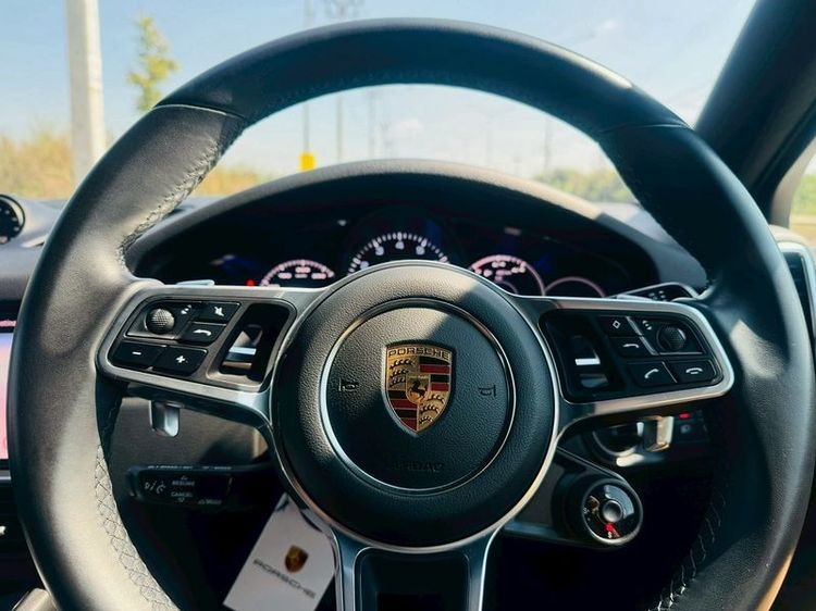 Porsche Cayenne 2022 3.0 E-Hybrid Coupé 4WD Utility-car ไฮบริด ไม่ติดแก๊ส เกียร์อัตโนมัติ ดำ รูปที่ 4