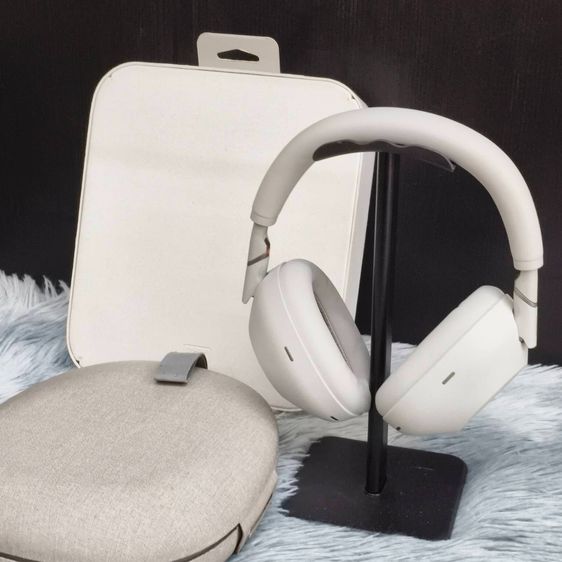 Sony WH-1000XM6 หูฟังไร้สายตัดเสียงรบกวน ของแท้ ใช้งาน 2 เดือน ประกันเหลือ