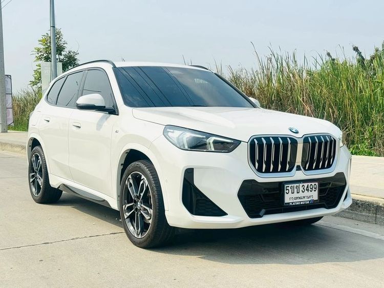 BMW X1 2023 2.0 sDrive20i M Sport Utility-car เบนซิน ไม่ติดแก๊ส เกียร์อัตโนมัติ ขาว รูปที่ 3