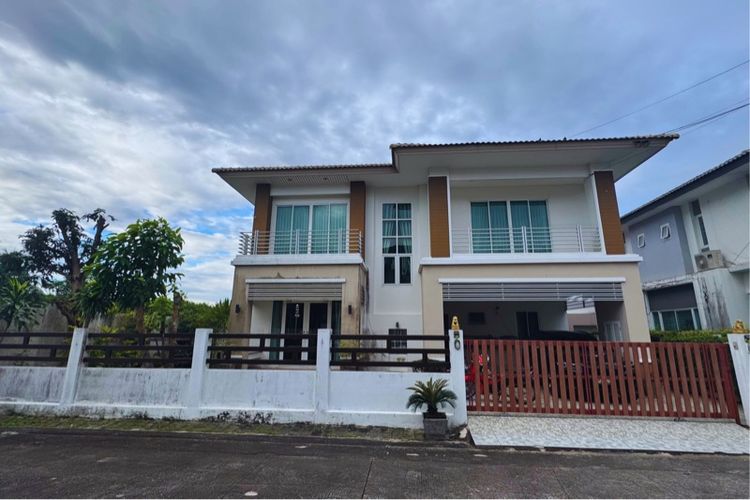 ขาย เช่า บ้านเดี่ยวหลังมุม พื้นที่กว้าง หมู่บ้านเลควัลเลค บ่อวิน ศรีราชา (Lake Valley) 