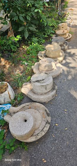 อื่นๆ โม่เก่าเก็บ