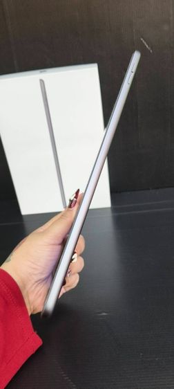 iPad 8 (8th Generation) 32GB Wi-Fi สี Space Gray ครบกล่อง สภาพสวย ใช้งานปกติ รูปที่ 6