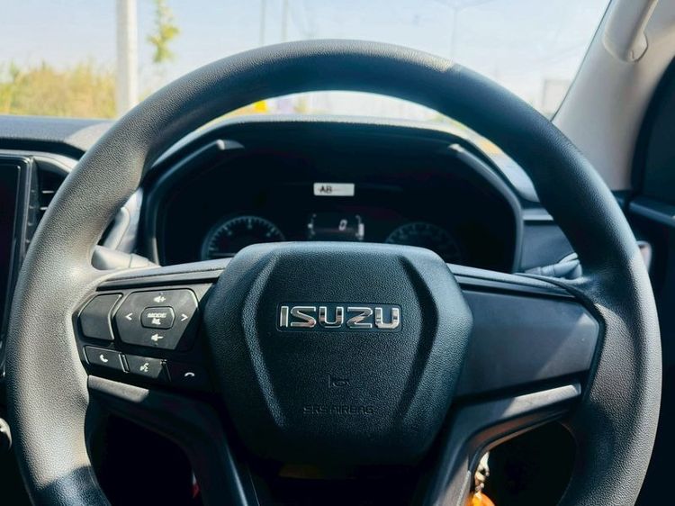 Isuzu D-MAX 2019 1.9 Hi-Lander L Pickup ดีเซล ไม่ติดแก๊ส เกียร์ธรรมดา ขาว รูปที่ 4