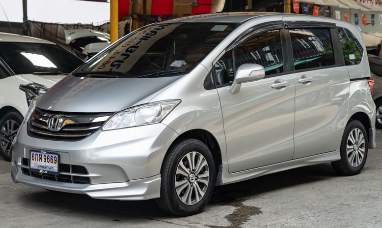 Honda Freed 2014 1.5 E Utility-car เบนซิน ไม่ติดแก๊ส เกียร์อัตโนมัติ เทา รูปที่ 2