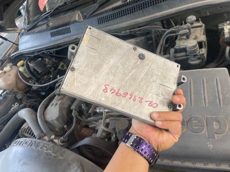 กล่องEcu Jeep Cherokee Zj รูปที่ 2