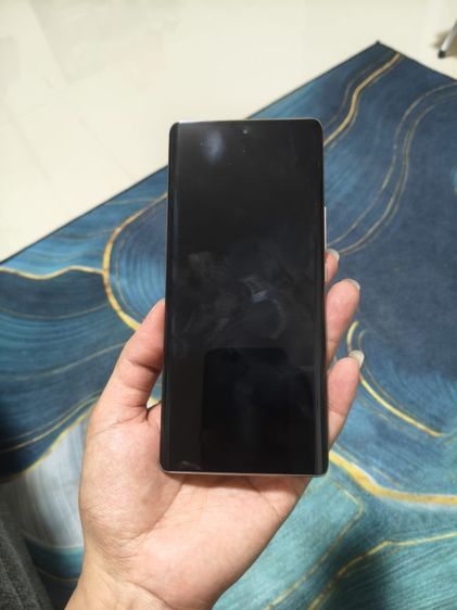 มือสอง Honor 70กล้องสวย เจ้าของใช้เอง  ขายเพราะเปลี่ยนเครื่องใหม่ ไม่เคยทำตก ไม่เคยทำมีรอยใดๆ เหมือนใหม่ ใช้มา ปีครึงเอง  ระบบยังดีทุกอย่าง รับประกันไห้1อาทิด ขอคนใช้เอง  ต่อรองราคาได้  สนใจนัดรับของตามสถานีรถไฟฟ้าได้เลยคะ  อยุ่mrtลาดพร้าวคะ รูปที่ 2