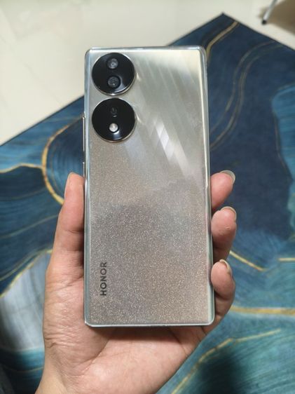 มือสอง Honor 70กล้องสวย เจ้าของใช้เอง  ขายเพราะเปลี่ยนเครื่องใหม่ ไม่เคยทำตก ไม่เคยทำมีรอยใดๆ เหมือนใหม่ ใช้มา ปีครึงเอง  ระบบยังดีทุกอย่าง รับประกันไห้1อาทิด ขอคนใช้เอง  ต่อรองราคาได้  สนใจนัดรับของตามสถานีรถไฟฟ้าได้เลยคะ  อยุ่mrtลาดพร้าวคะ รูปที่ 4