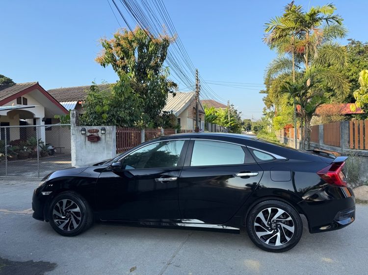 Honda Civic 2016 1.8 EL i-VTEC Sedan เบนซิน ไม่ติดแก๊ส เกียร์อัตโนมัติ ดำ รูปที่ 4
