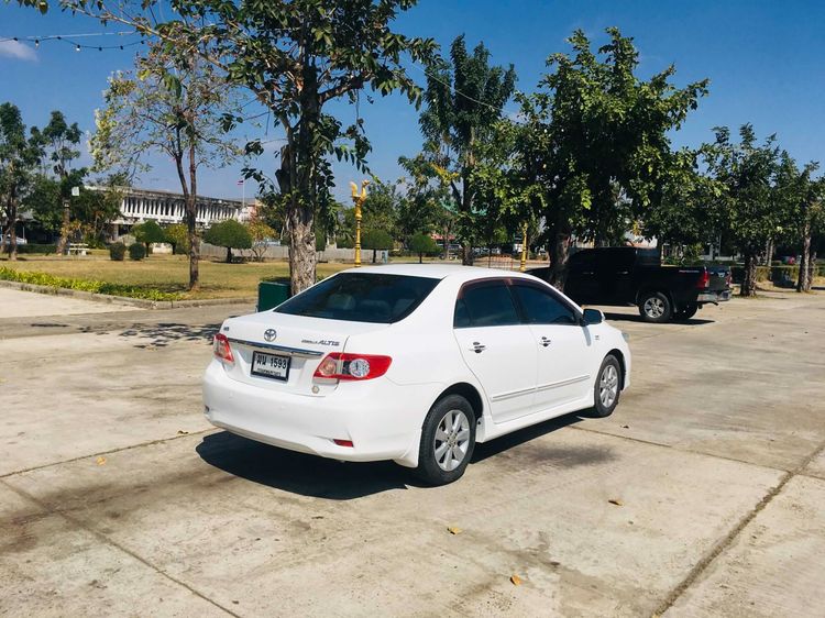 Toyota Altis 2012 1.6 G Sedan เบนซิน ไม่ติดแก๊ส เกียร์อัตโนมัติ ขาว รูปที่ 4