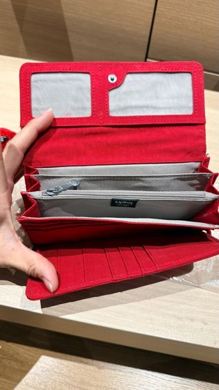 Kipling AC8150 6CQ Cherry Tonal Rubi รูปที่ 4