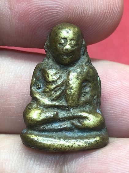 รูปหล่อหลวงพ่อเงิน รูปที่ 3