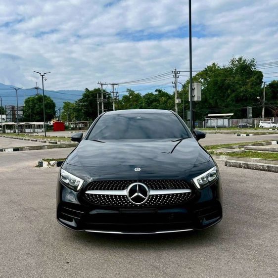 รถ Mercedes-Benz A-Class A200 สี ดำ
