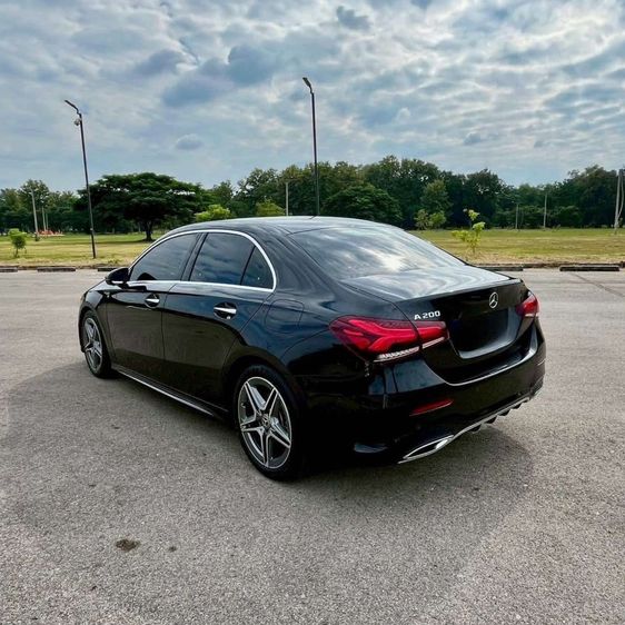 Mercedes-Benz A-Class 2023 A200 Sedan เบนซิน ไม่ติดแก๊ส เกียร์อัตโนมัติ ดำ รูปที่ 4