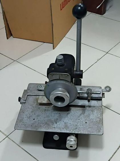 เครื่องพิมพ์อักษรบนป้ายโลหะ  รูปที่ 4