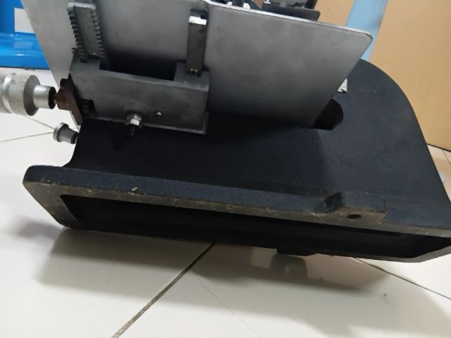 เครื่องพิมพ์อักษรบนป้ายโลหะ  รูปที่ 9