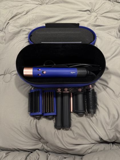 อุปกรณ์เสริมความงาม Dyson Airwrap multi styler รุ่นสีน้ำเงิน