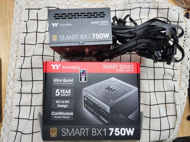 อื่นๆ Power Supply thermaltake smart bx1 750w