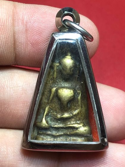 พระผงสุพรรณหลวงพ่อโบ้ย